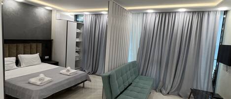 1 soveværelse, strygejern/strygebræt, sengetøj