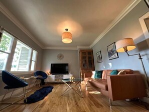 Smart TV, stereo