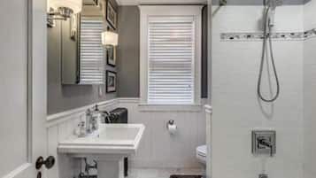 Hair dryer, towels, toilet paper