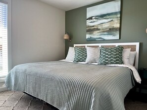 2 bedrooms, iron/ironing board, travel cot, WiFi