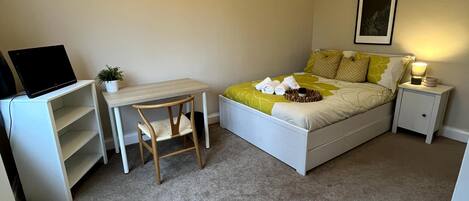 2 bedrooms, free WiFi, bed sheets