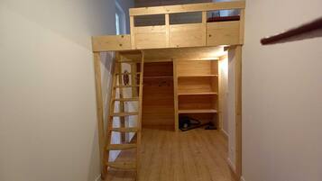 3 chambres, lit parapluie, Wi-Fi gratuit, draps fournis