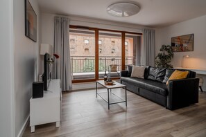 1 bedroom, individually decorated, individually furnished, desk - Waterlane Island Gdańsk Apartments (Gdansk)
