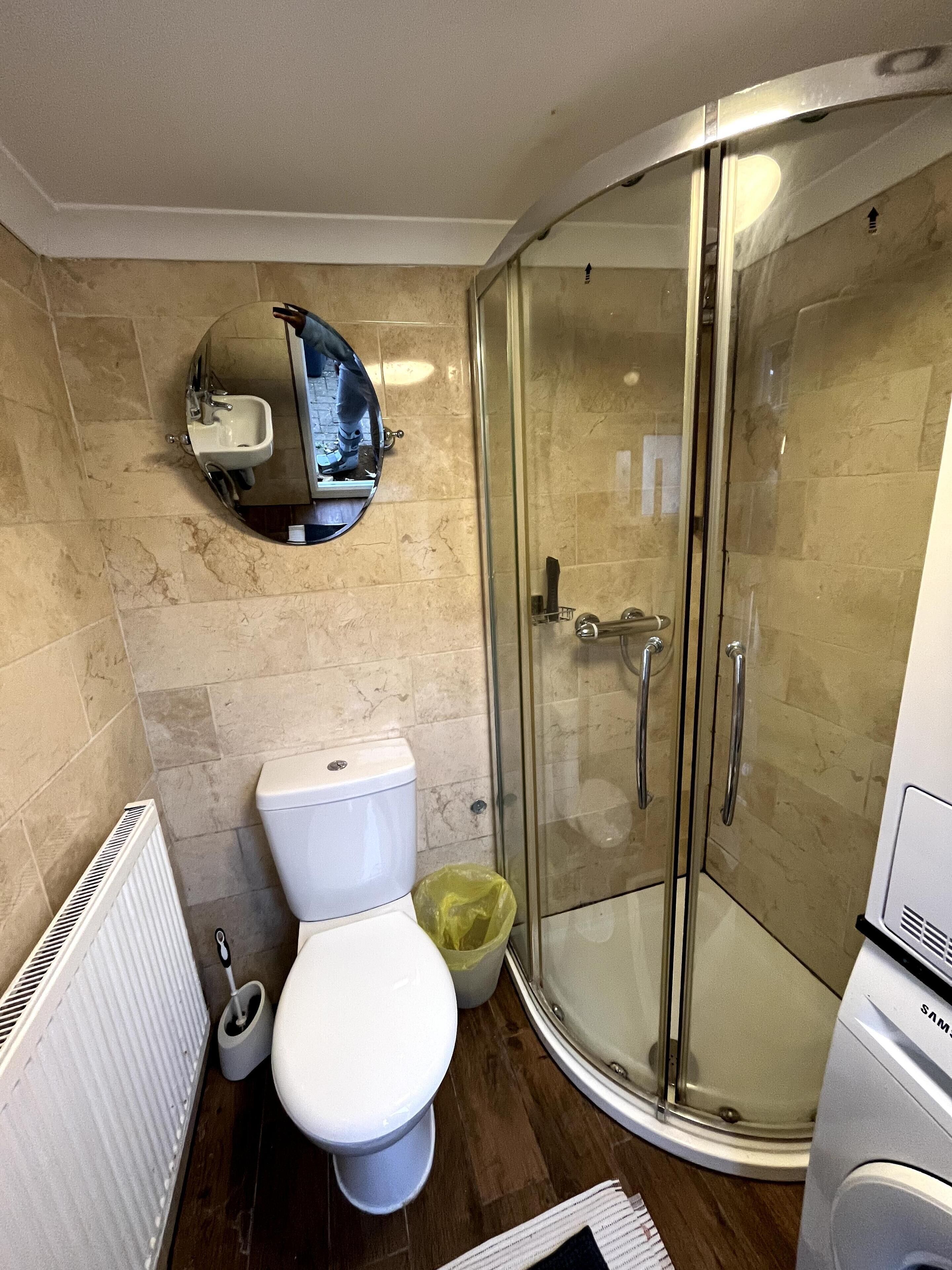 House | Bathroom | Separate bathtub and shower, deep-soaking bathtub, hair dryer, towels