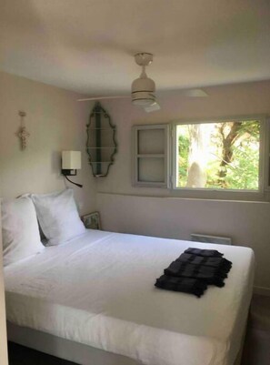 4 camere, ferro/asse da stiro, culla da viaggio, Wi-Fi gratuito