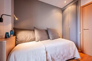 2 sovrum, strykjärn/strykbräda, gratis wi-fi och sängkläder