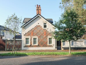 Exterior - 6D Clifton Drive (Lytham St. Anne's)