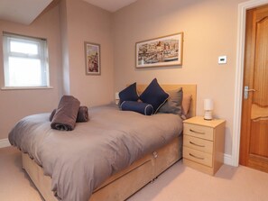 2 soverom, individuelt dekorert og individuelt innredet