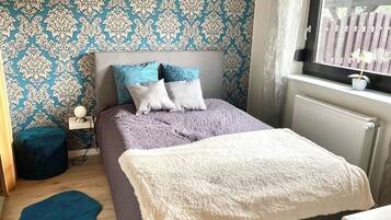 1 bedroom, WiFi, bed sheets