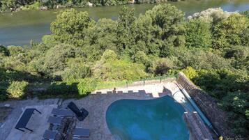 Alberca al aire libre