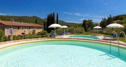 2 bedroom private vacation home in tuscany