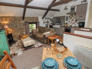 Cottage | Living area - Coach House (Haverfordwest)