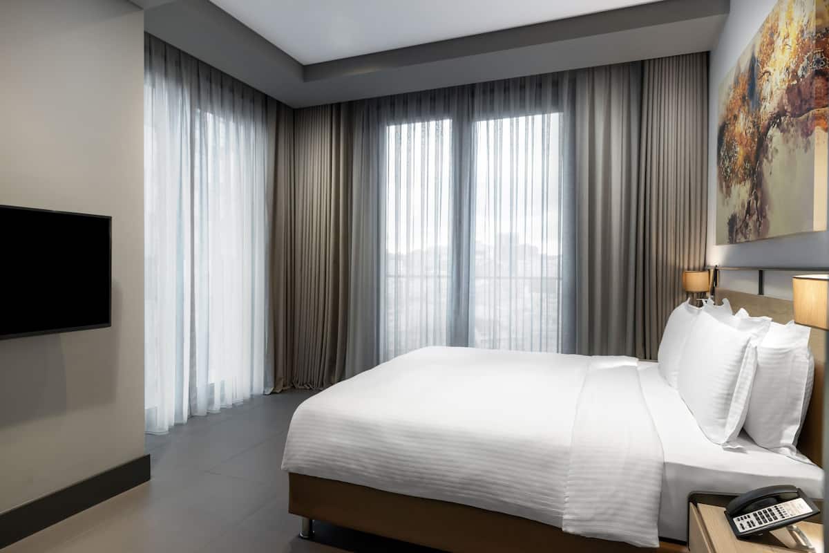 Luxury Room, 2 Bedrooms | Premium bedding, down comforters, in-room safe, desk