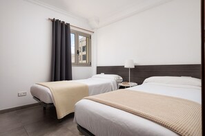 2 sovrum, strykjärn/strykbräda, gratis wi-fi och sängkläder