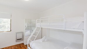 4 chambres, Wi-Fi gratuit, draps fournis