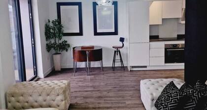 Luxury vip 2bed Apartment With Balcony