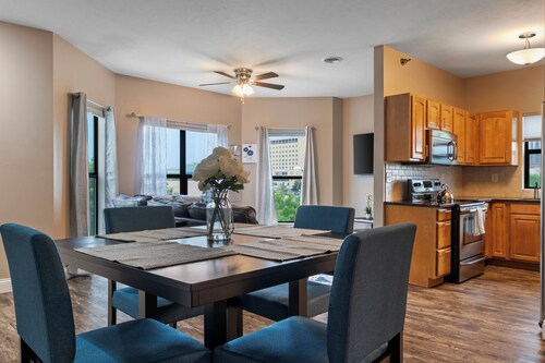 The Cozy Suite near all Attractions in downtown