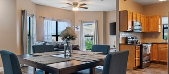 The Cozy Suite near all Attractions in downtown