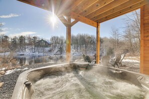 Bain à remous extérieur