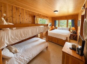 Desk, iron/ironing board, free WiFi, bed sheets