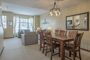 Interior - 3 story townhome in Creekside with private hot tub, garage, close to village (Silver Star Mountain)