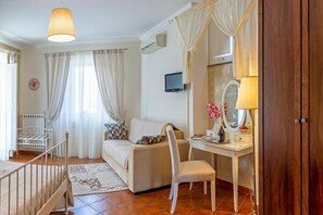 7 soverom, strykejern/-brett, wi-fi (inkludert) og sengetøy