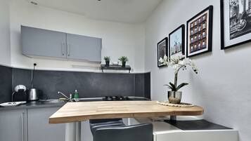 Microwave, stovetop