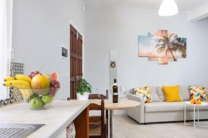 TV - Terraza            . (Icod de los Vinos)