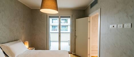 1 soverom, strykejern/-brett, wi-fi (inkludert) og sengetøy