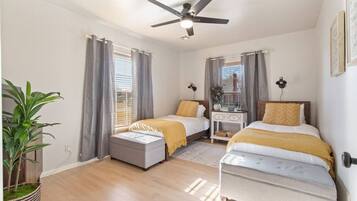 2 bedrooms, iron/ironing board, travel crib, free WiFi