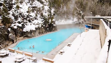 Utomhuspool