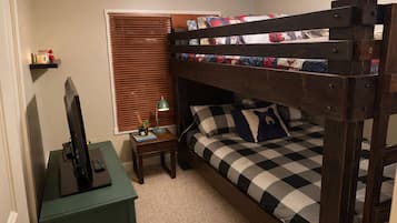 2 bedrooms, travel crib, WiFi, bed sheets