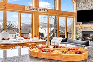 Dining - Sleeps 16+ Hot Tub with Mountain View - 3Min to Sunday River Ski - Game Room

 (Newry)
