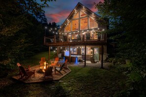 Exterior - Sleeps 16+ Hot Tub with Mountain View - 3Min to Sunday River Ski - Game Room

 (Newry)