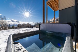 Bañera de hidromasaje privada