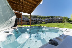 Maison 25 - 4 chambres | Private spa tub - Chalets Grande-Pointe (Petite-Riviere-Saint-Francois)
