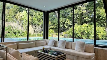 6 bedrooms