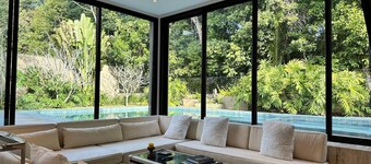 Mans o 6 Suites Riviera