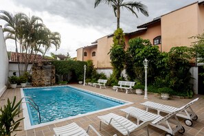 Outdoor pool - Villagio Santa Mônica (Caraguatatuba)