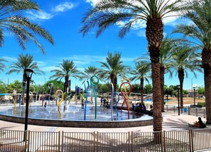 A heated pool - Casa Blanca - Enjoy Heated Pool- upon request (Mesa)