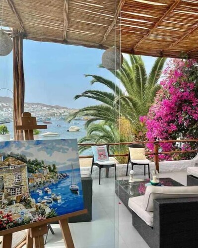 Exclusive oceanfront house on a PRIVATE ISLAND.