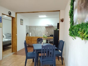 Apartament familiar, 1 dormitori, cuina, planta baixa | Menjador