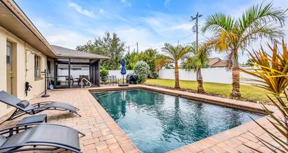 Perfect for Families, Friends and Budget of all Sizes! Great Deal! Heated Pool!