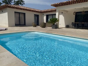 Utomhuspool