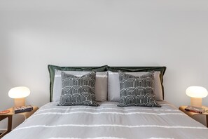 3 bedrooms, iron/ironing board, travel crib, WiFi