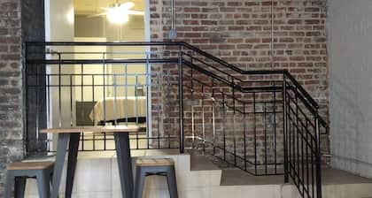 Historic 1br 1ba On the River!