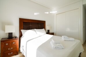 2 bedrooms, iron/ironing board, free WiFi, bed sheets - El Bosque de la Mairena (Ojen)