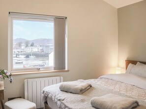 1 bedroom, free WiFi, bed sheets - 1 bedroom accommodation in Porthmadog (Porthmadog)