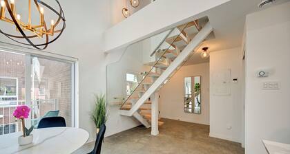 Beautifull Penthouse 2 bedrooms/2 bathrooms condo with private terrasse.