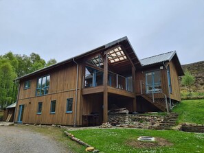 Exterior - The setting up Strathconon with loch and hill views is truly spectacular. (Strathconon)